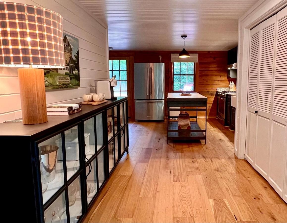 Glass Cabin Eureka Springs Eksteriør billede
